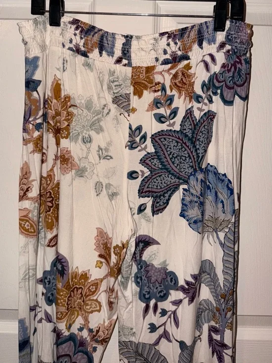 Soma Lounge Set Blue V-Neck Top XL & Floral Pants L Soft Stretch Comfy Luxury - Picture 7 of 9